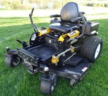 SOLD Cub Cadet TANK M60 Lot No. 8A Other Equipment with 60 inches Tractor Zoom